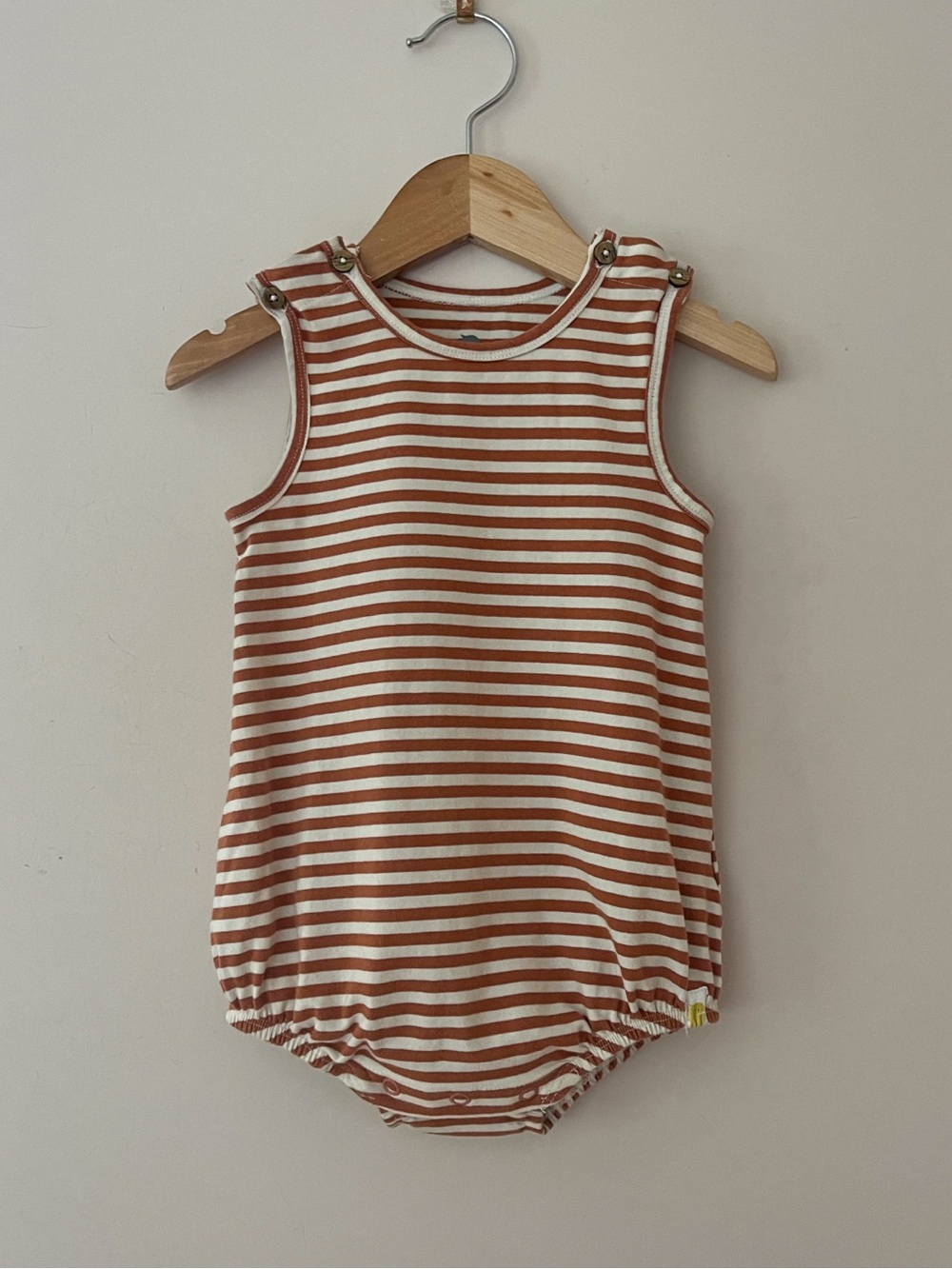 RISE LITTLE EARTHLING EUC Neutral Terracotta Striped Organic Minimalist Bubble